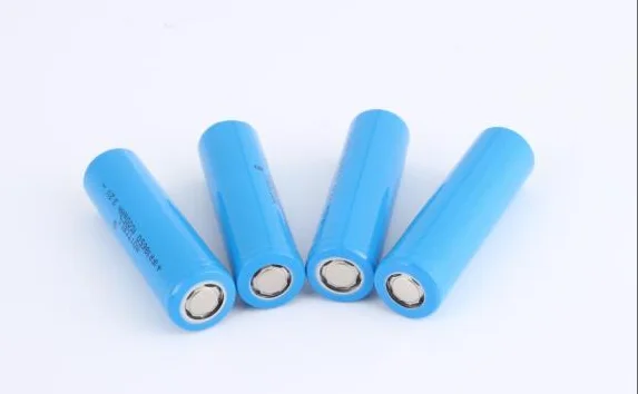 3.7 فولت 2200mAh بطارية الليثيوم ذات درجة حرارة عالية 1