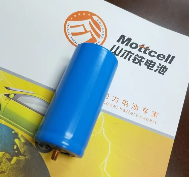 32700 بطارية سيلندرية LiFePO4 قابلة لإعادة الشحن 3.2V 6000mah 3C التفريغ 4