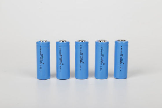 LiFePo4 IFR 26650 بطارية ليثيوم أيون قابلة لإعادة الشحن 3.2V 3300mAh لنظام الطاقة الشمسية
